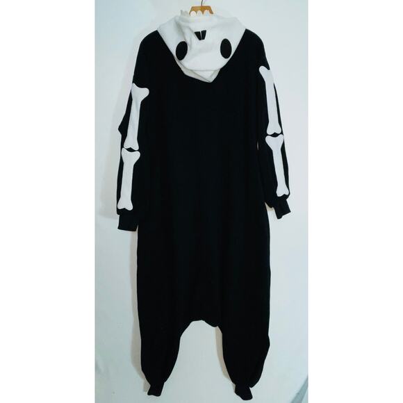Silver Lily One Piece Skeleton Outfit - Unisex Size M - Cool Drop Waist Style - Picture 3 of 11